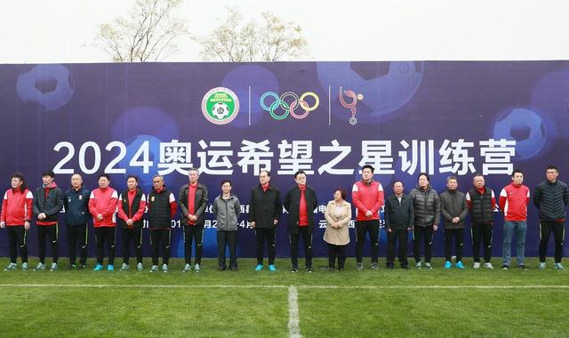 远古蛇交全黄h全肉辣文